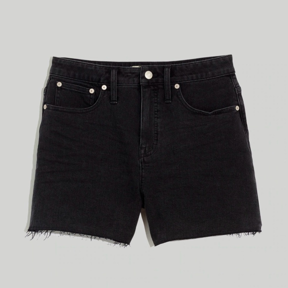 Madewell Curvy High-Rise Denim Shorts in Lunar Wash (Black) - Size 27